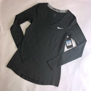 Nike Pro Women’s dri-fit Baselayer, Cool, NWT M